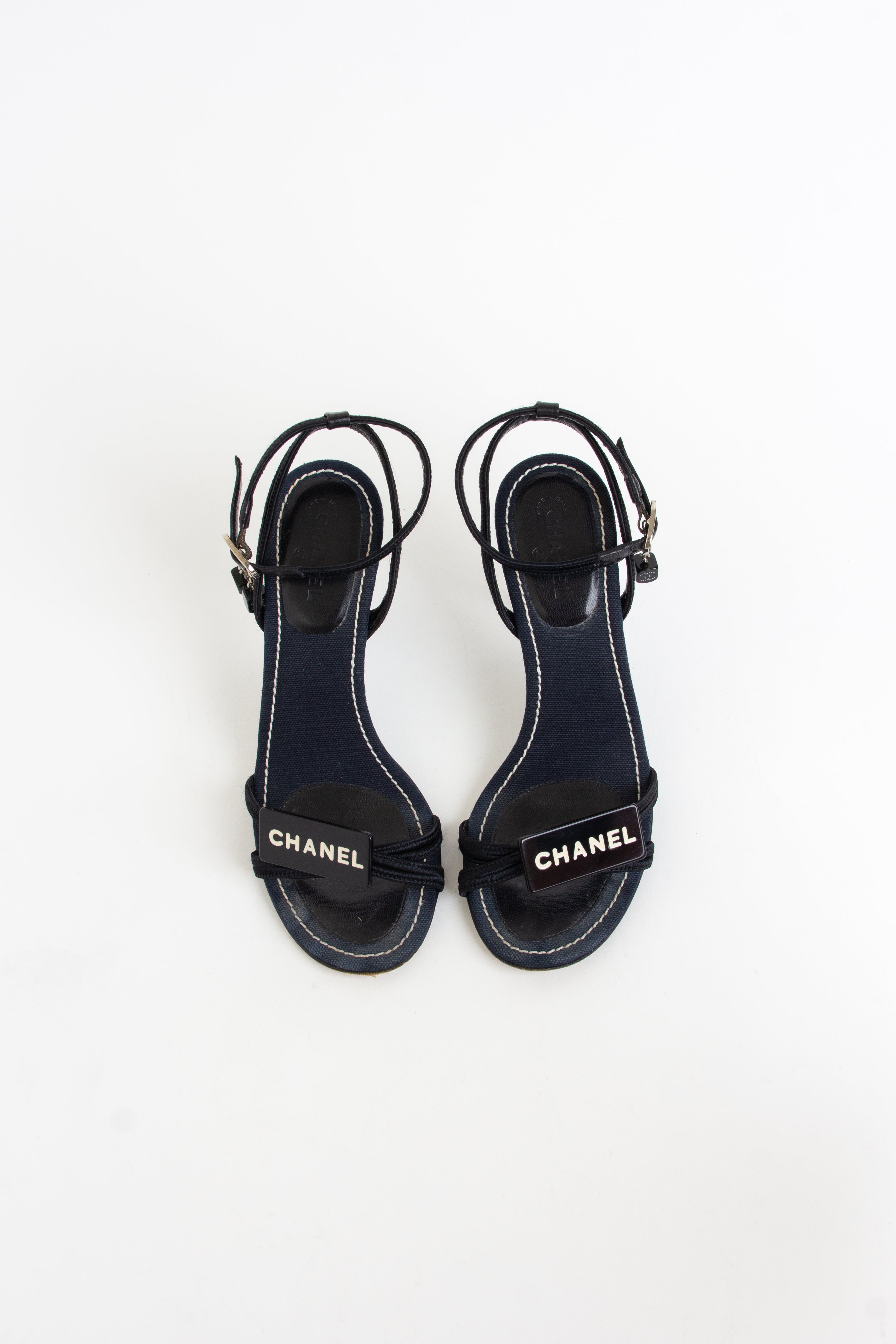 Rare Chanel Dice Logo Heels (IT 36.5)