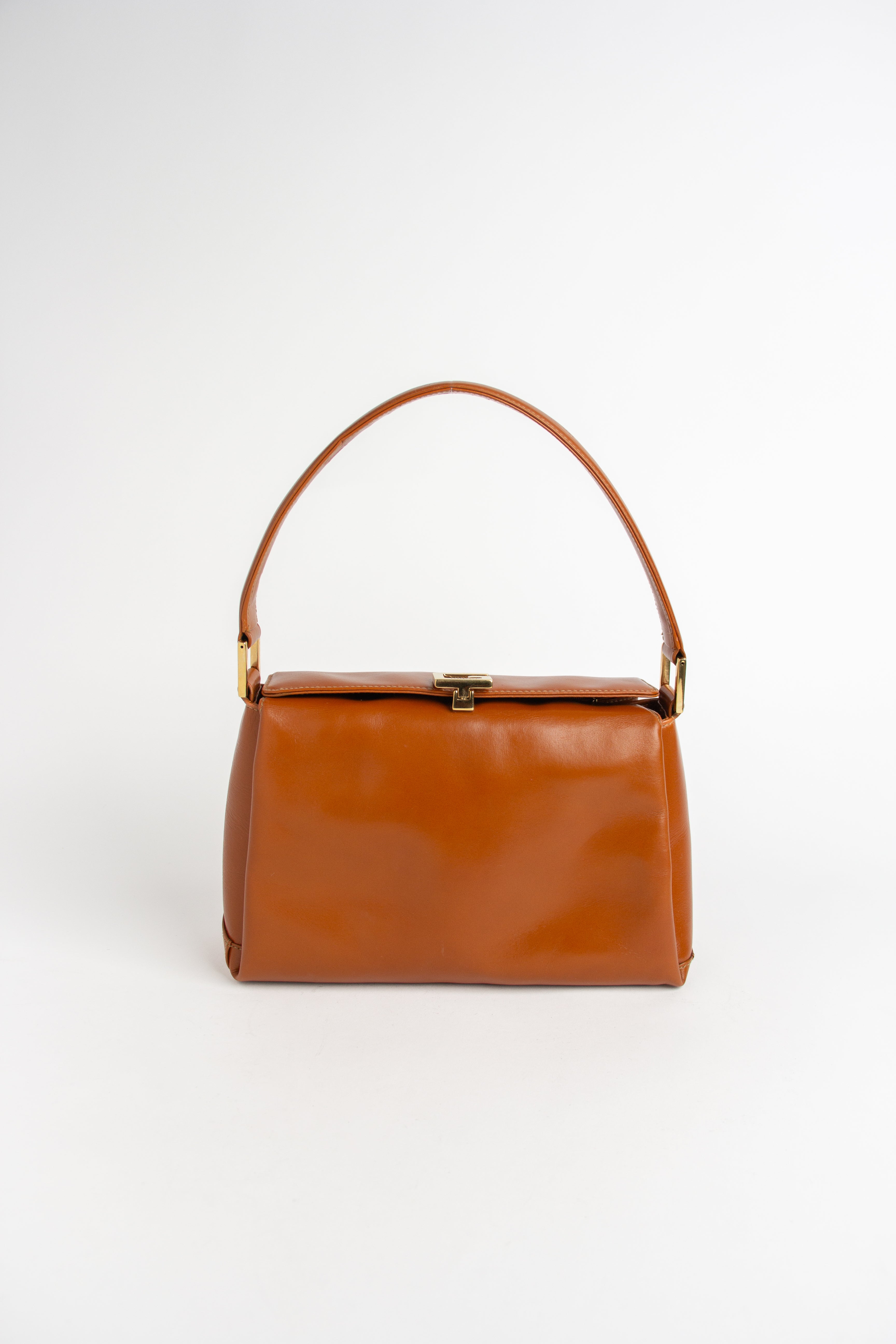 Gucci Vintage Saddle Brown G Clasp Bag