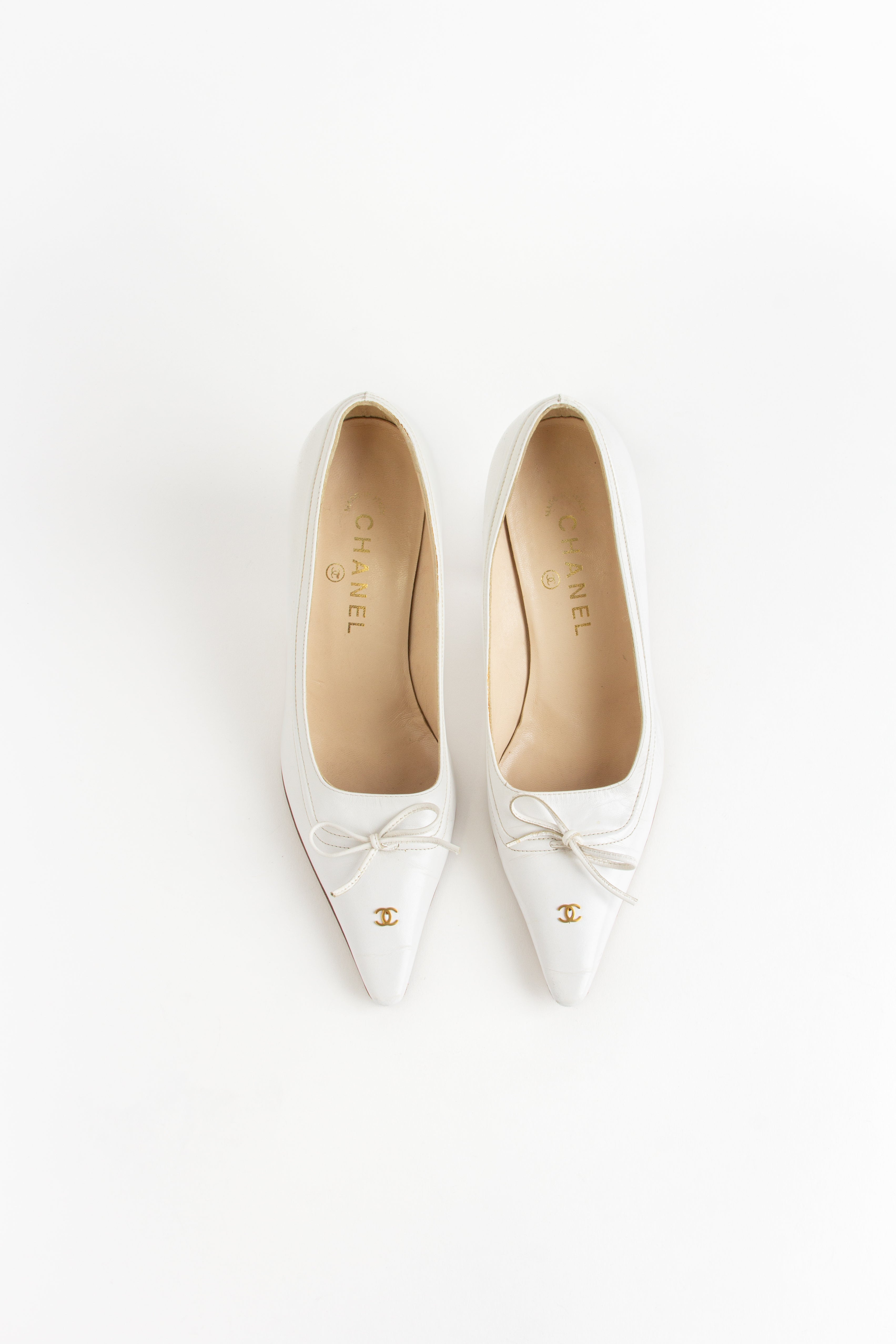 Chanel White CC Bow Heels (IT 36.5)