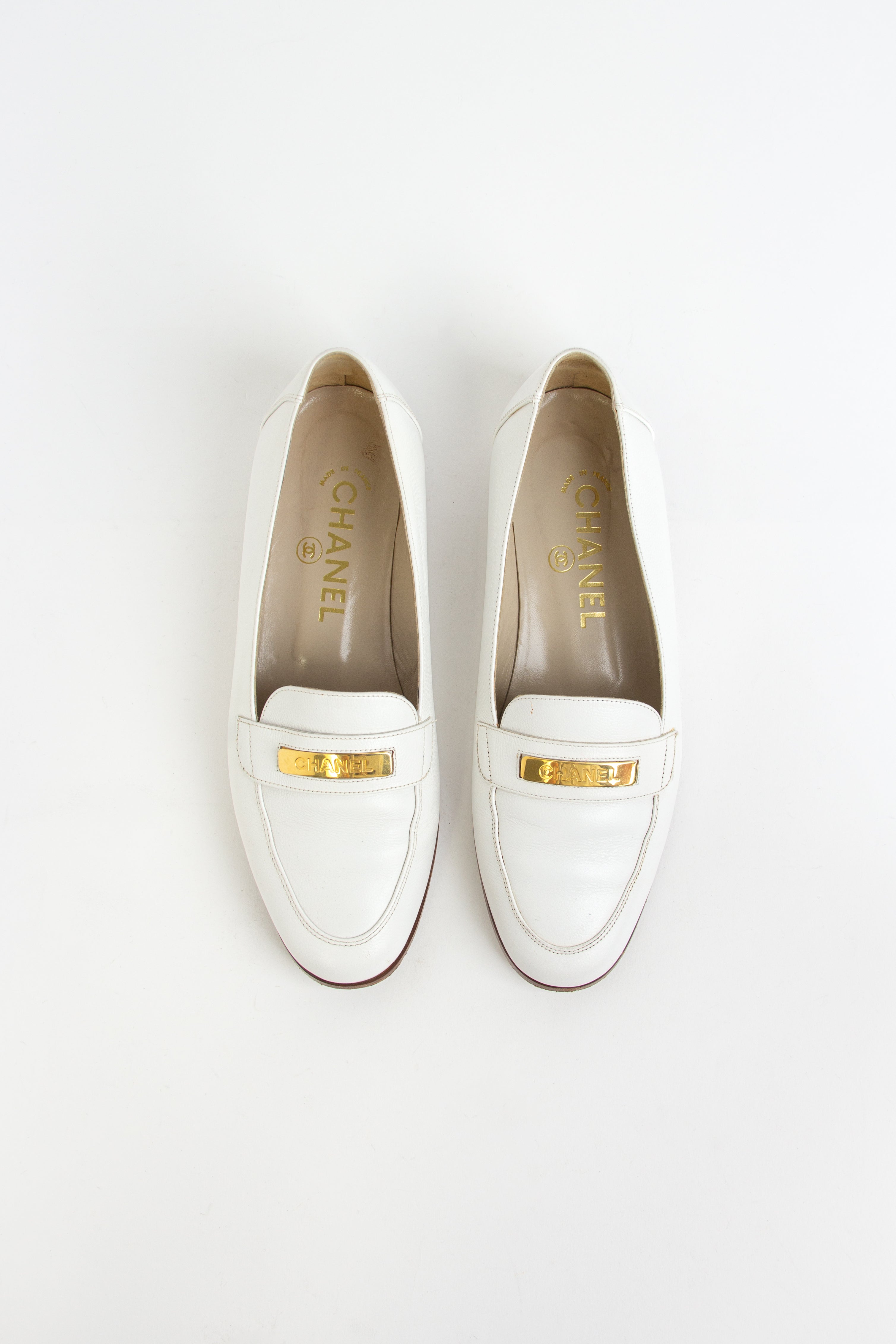 Chanel Vintage White Leather Loafers (FR 38)