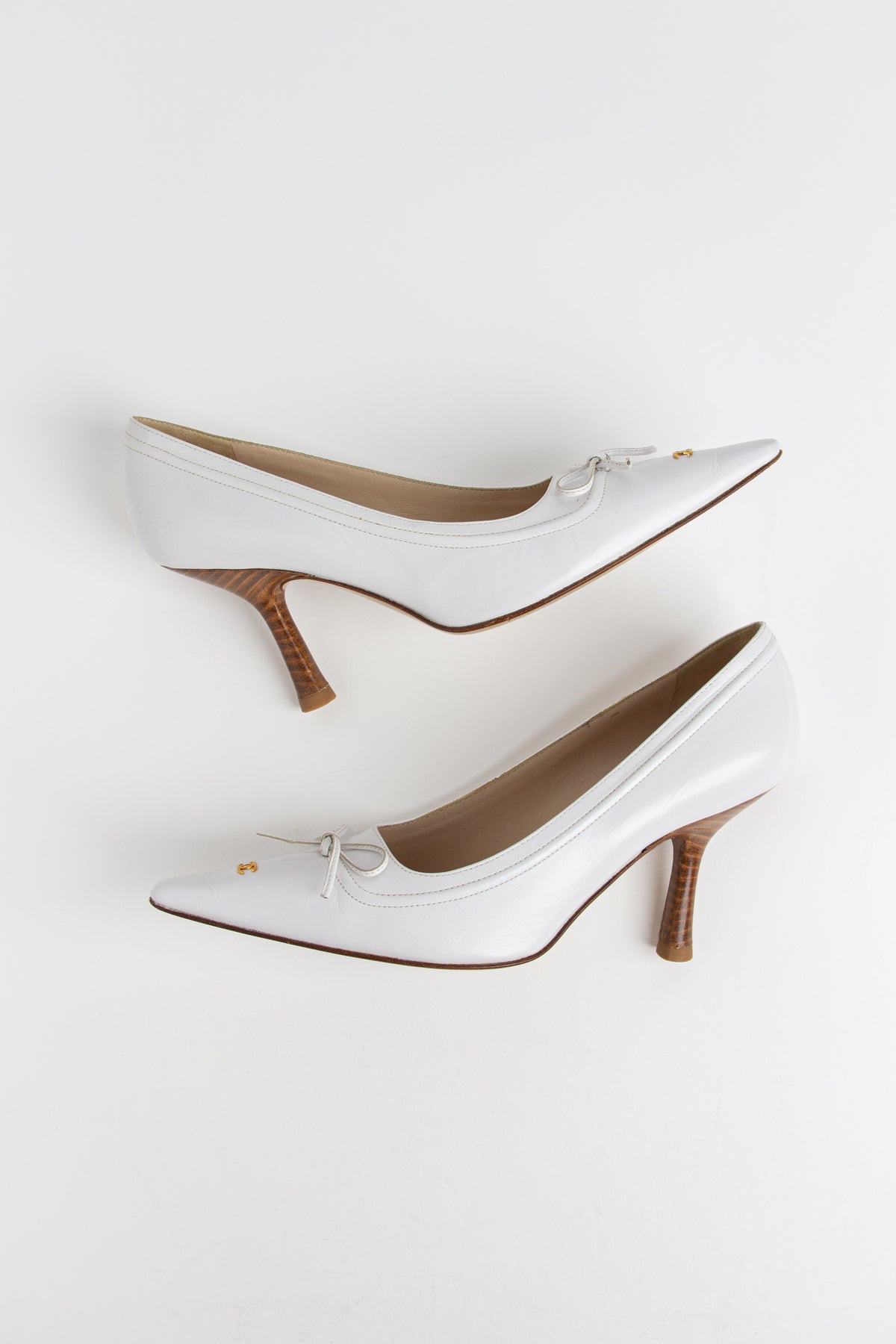 Chanel White CC Bow Heels (IT 37.5)