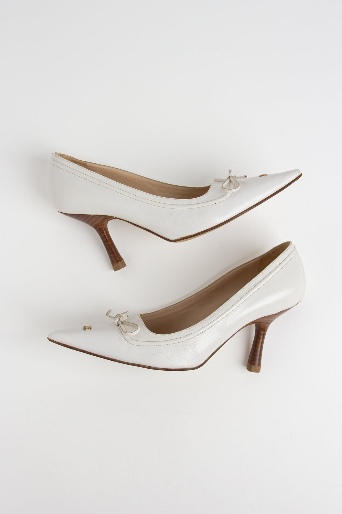 Chanel White CC Bow Heels (IT 36.5)