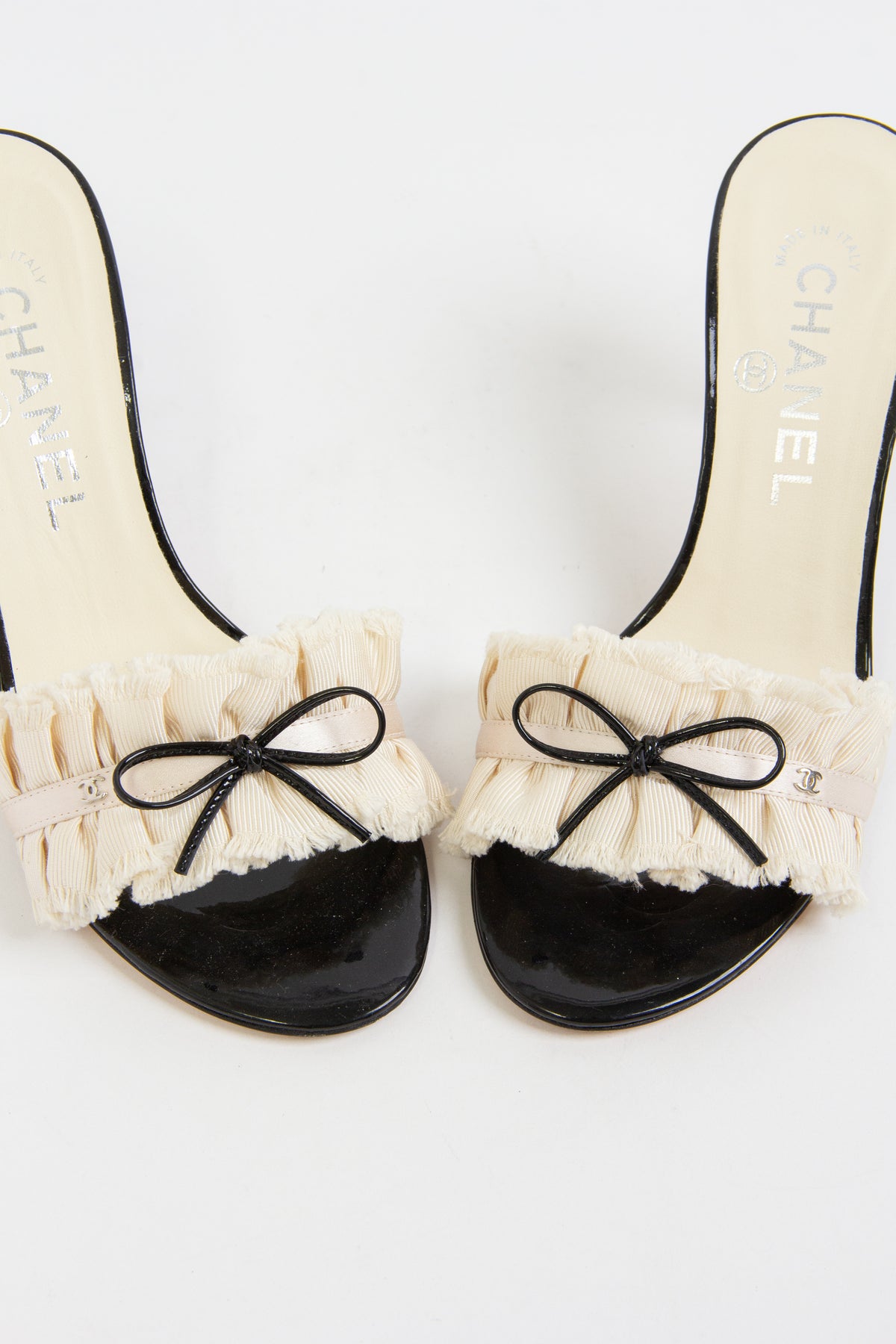 Chanel CC Ruffled Bow Heels (IT 35.5)