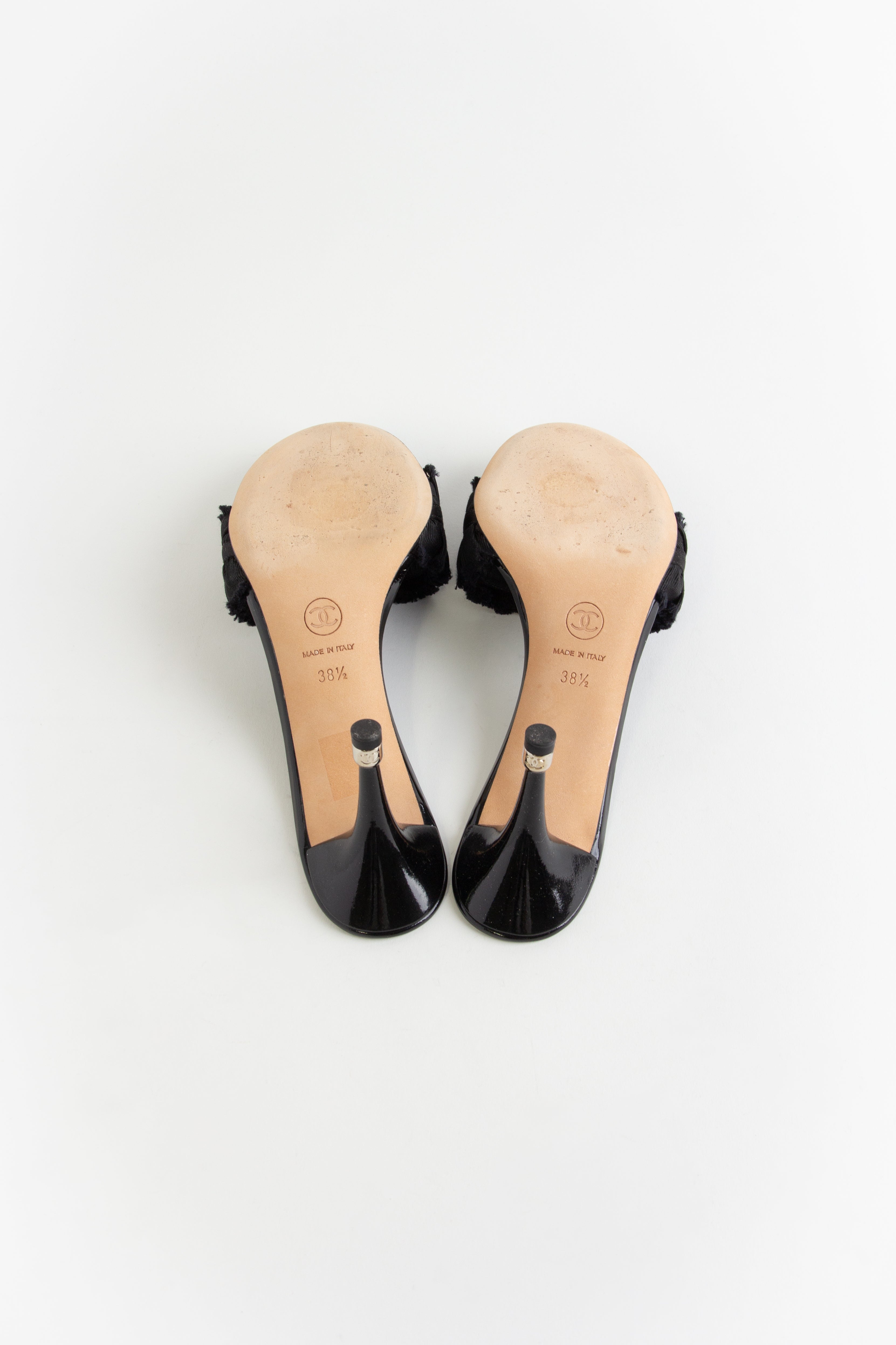 Rare Chanel Black CC Ruffle Bow Heels (IT 38.5)