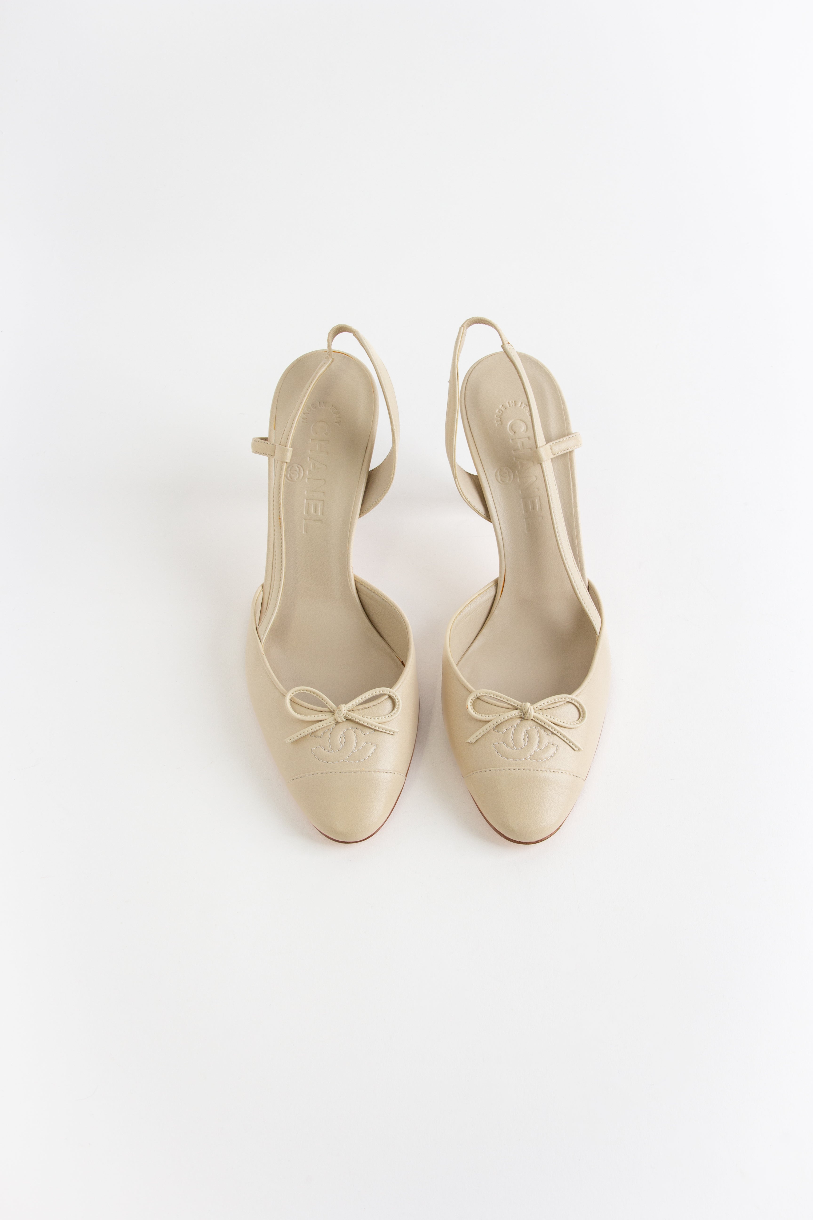 Rare Chanel Beige CC Bow Slingback Heels (IT 37.5)