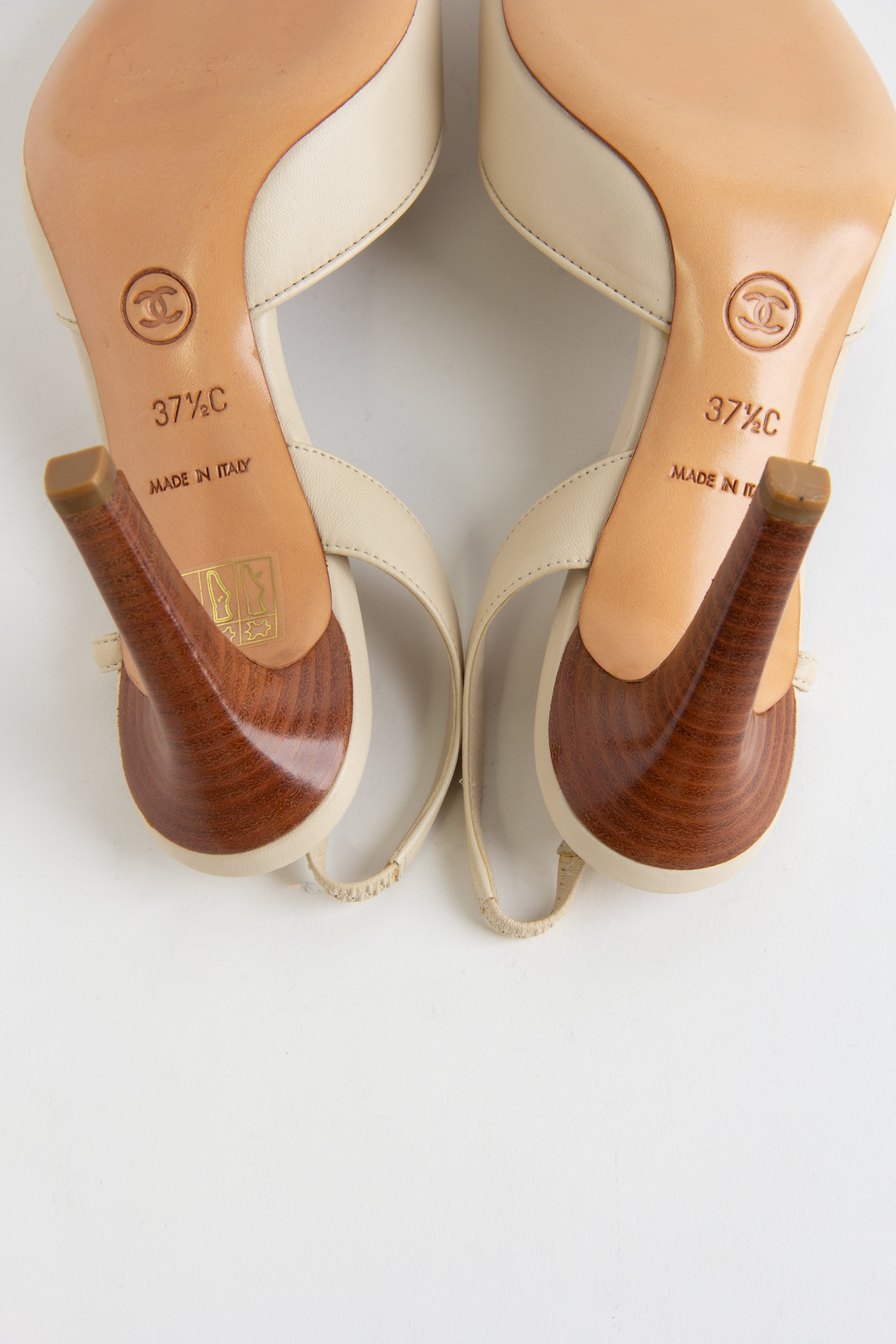 Rare Chanel Beige CC Bow Slingback Heels (IT 37.5)