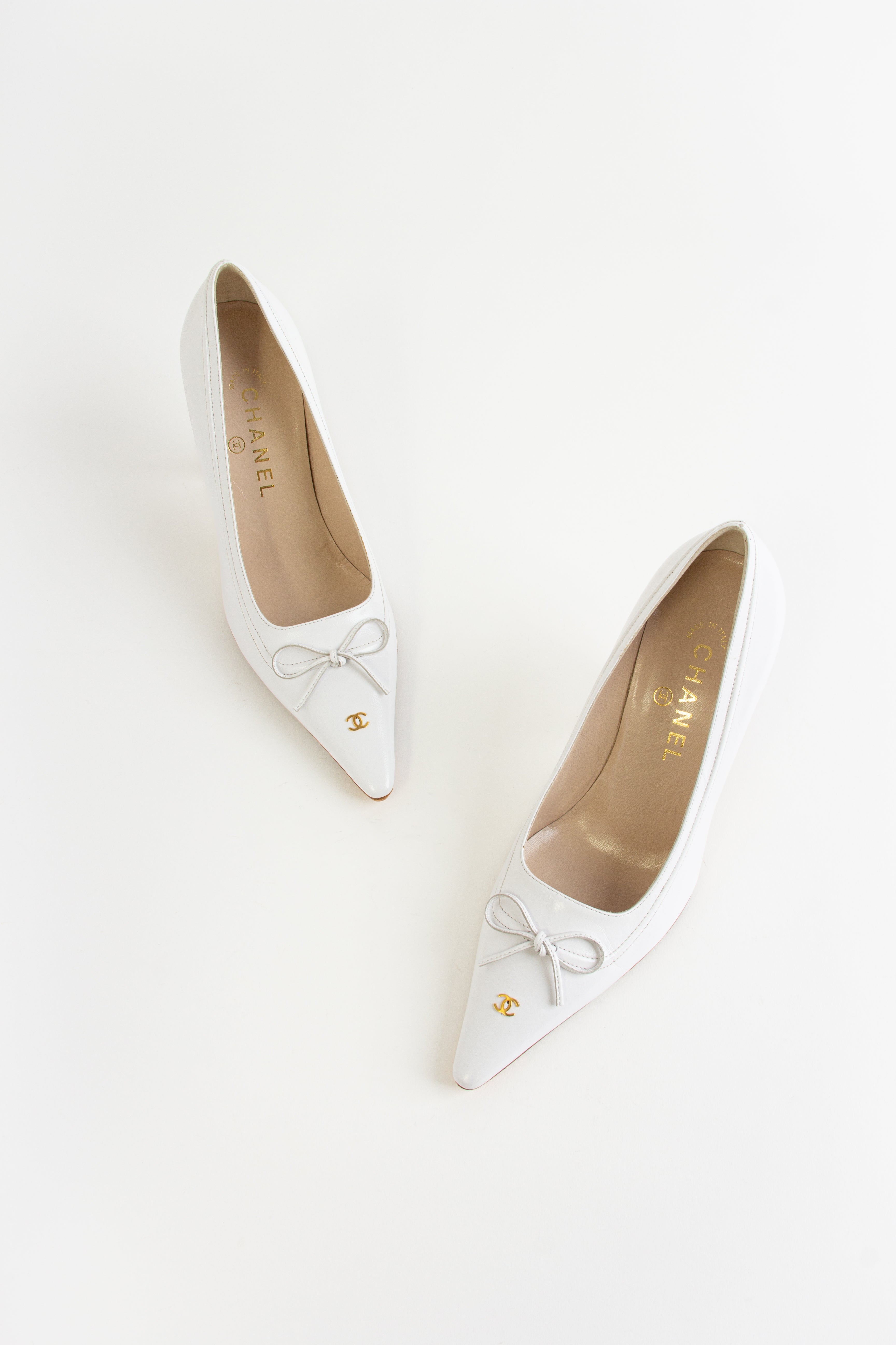 Chanel White CC Bow Heels (IT 36.5)