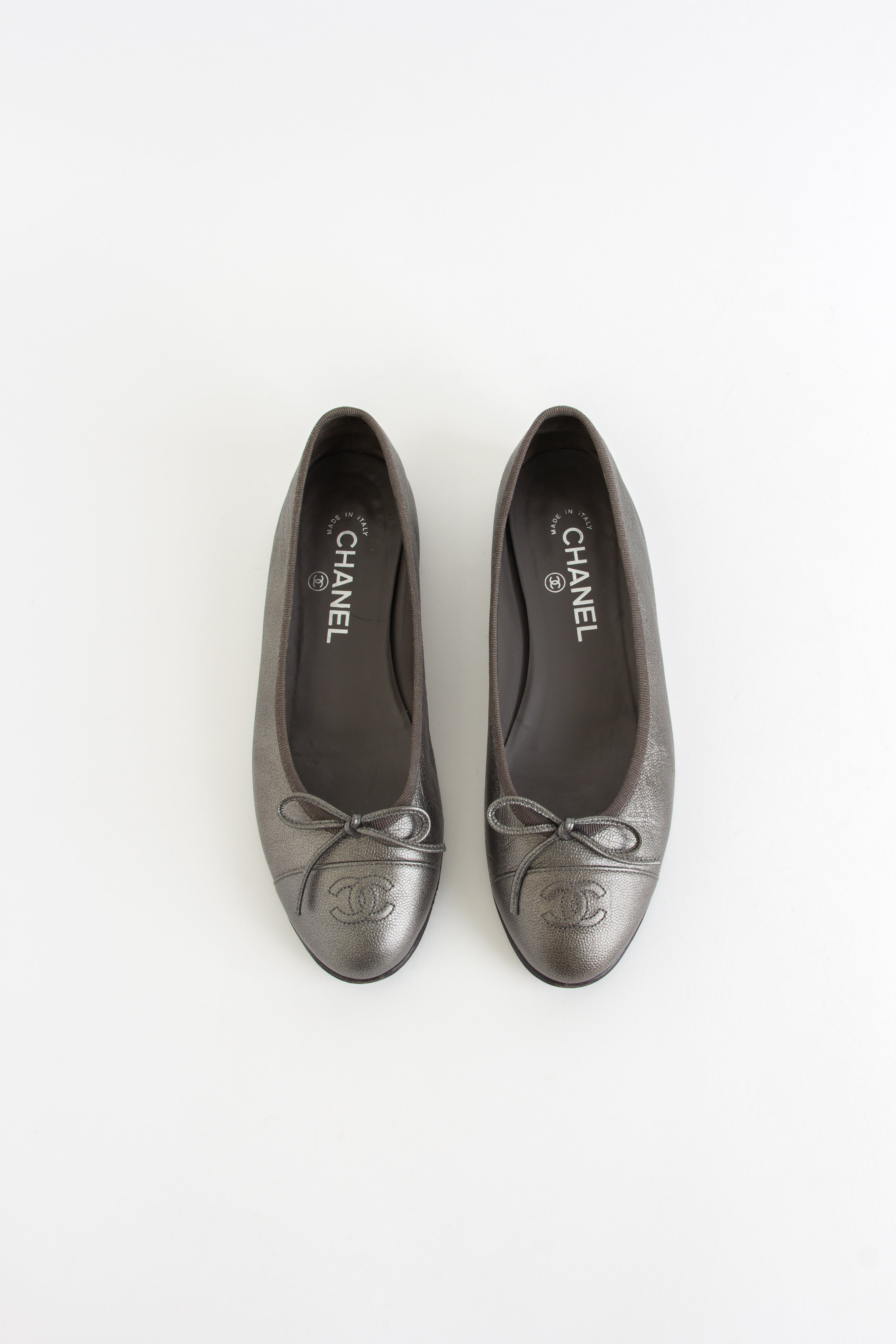 Chanel Grey Metallic Caviar Ballerina Flats (IT 38.5)