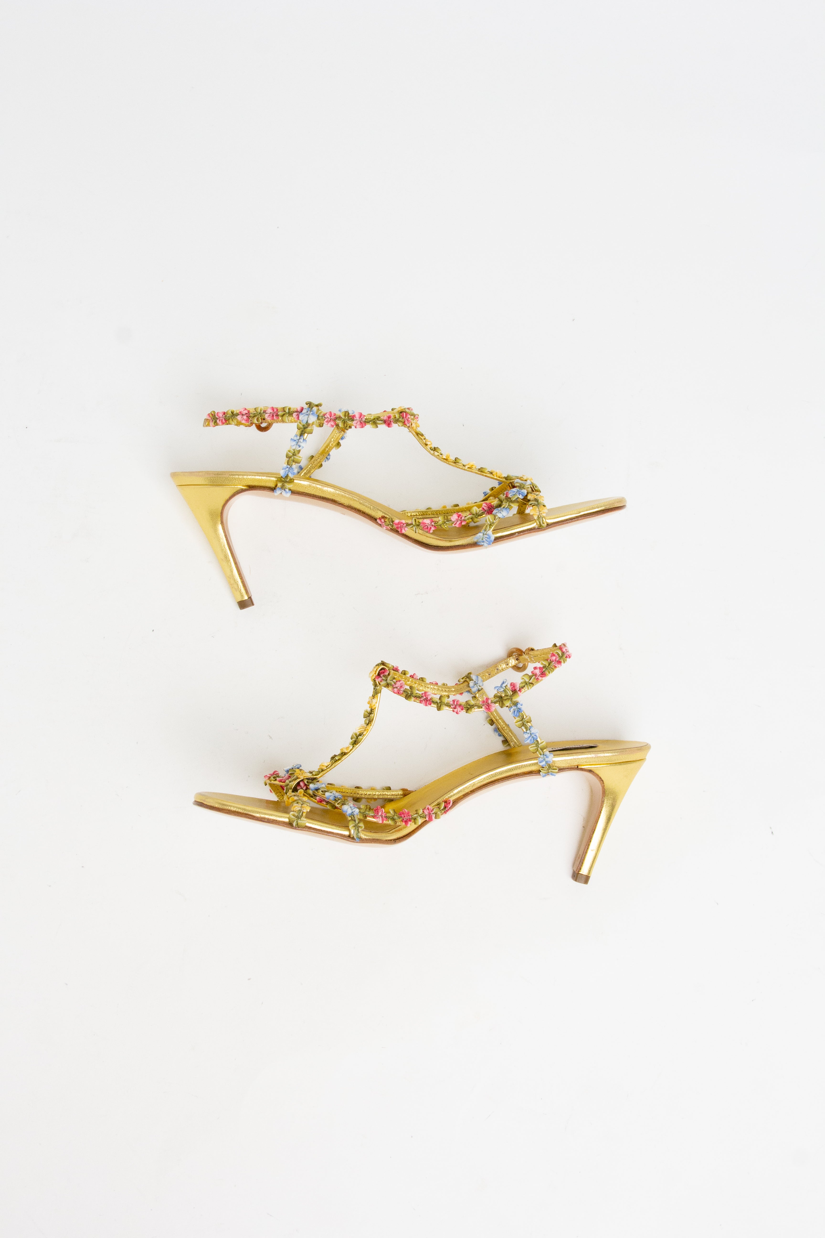 MIU MIUゴールドピンヒール Miu Miu Gold Floral Heels (IT 39.5)