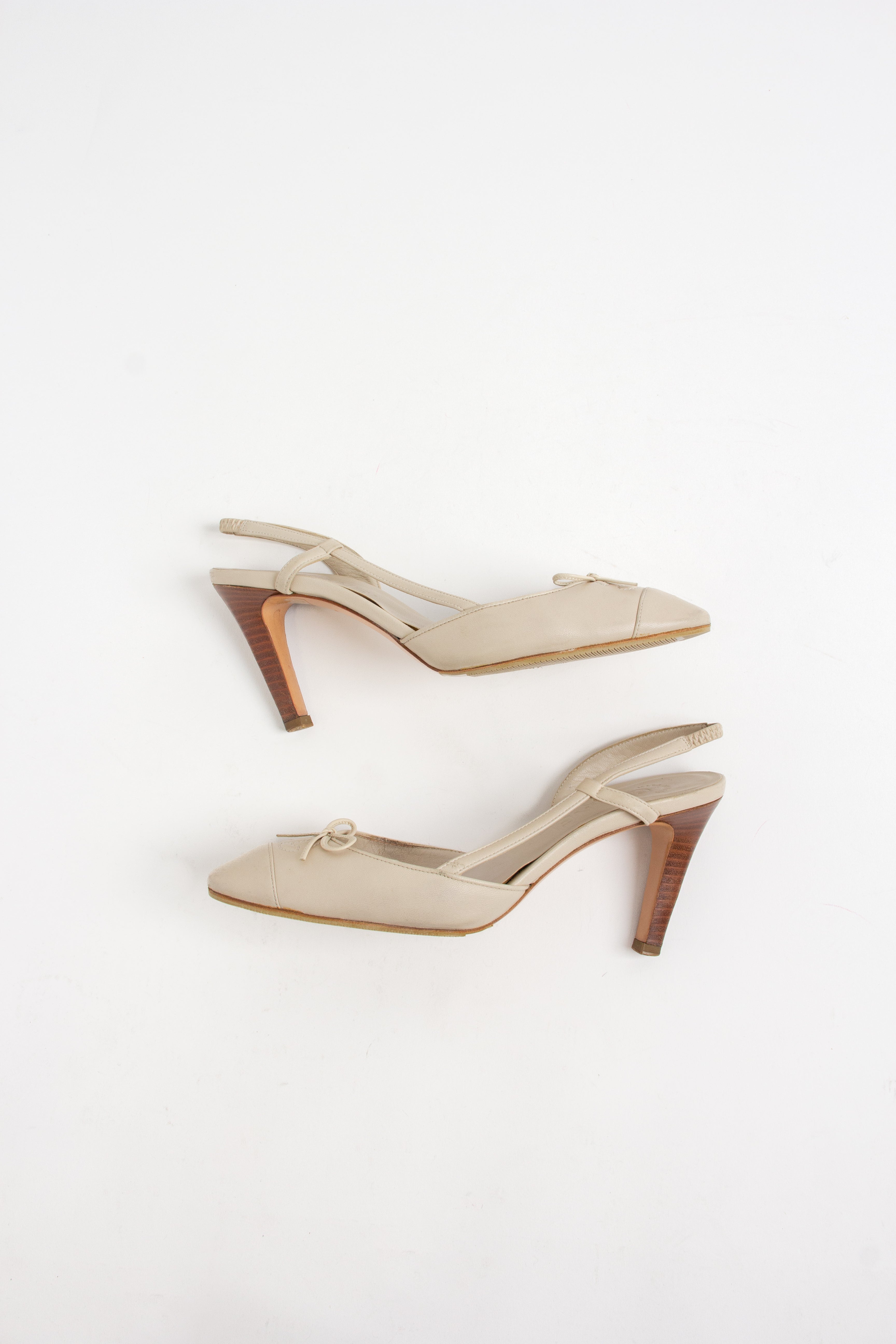 Rare Chanel Beige CC Bow Slingback Heels (IT 36C)