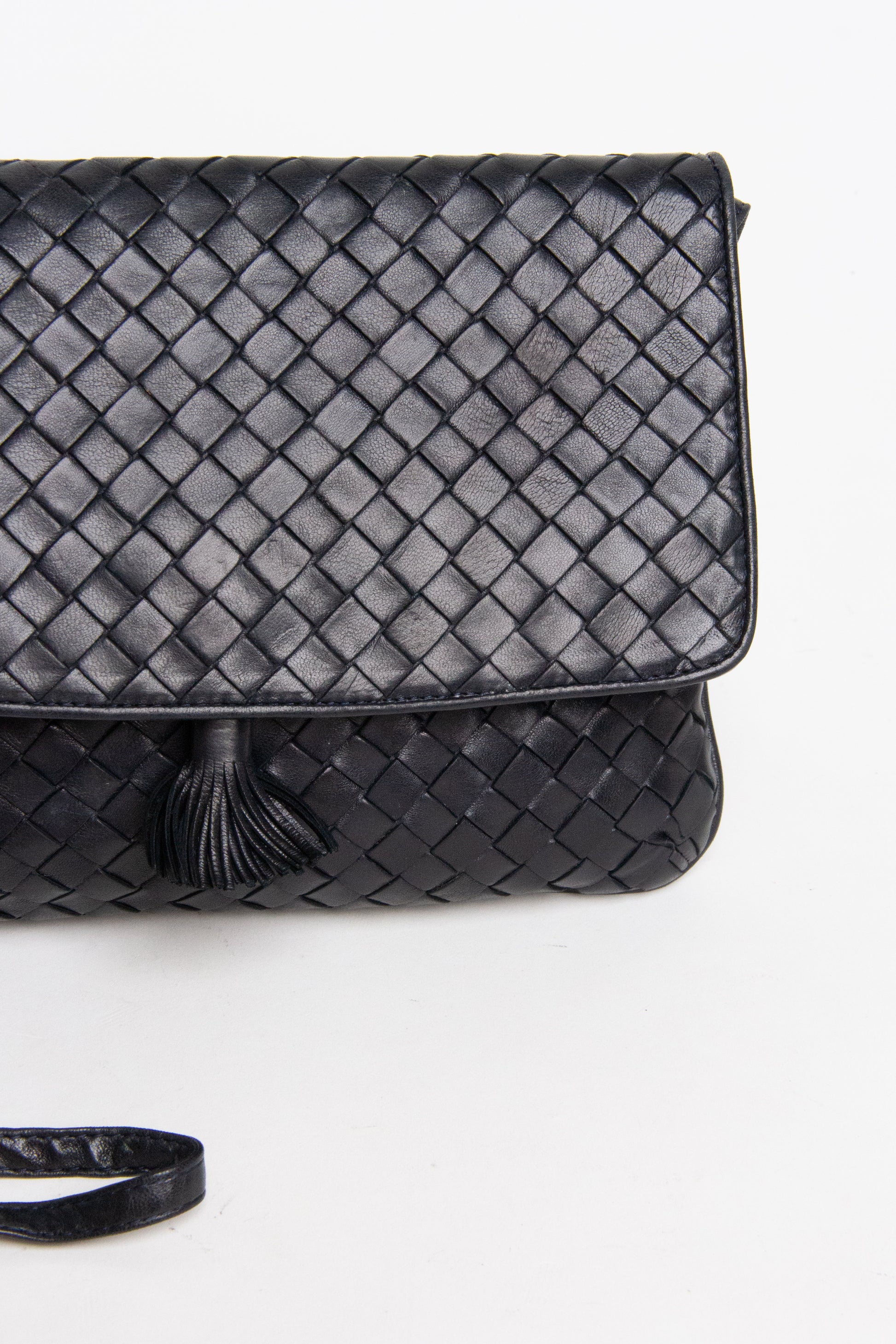 Bottega Veneta Vintage Intrecciato Woven Black Leather Crossbody Flap –  Amarcord Vintage Fashion